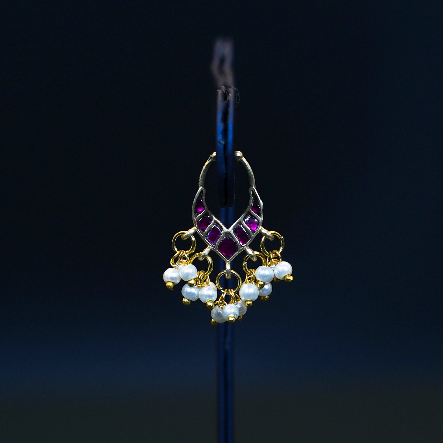 Radiant Ruby Stones Septum Nosepin