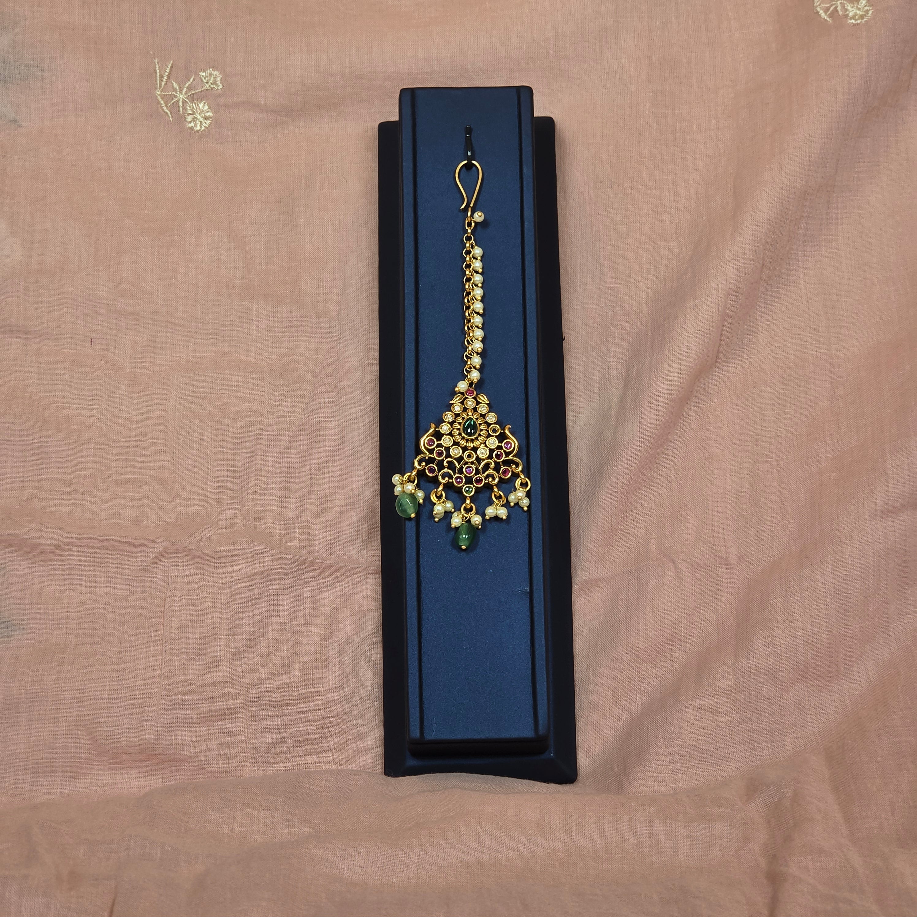 Elegant Multi Stones Pearl Line Maangtikka