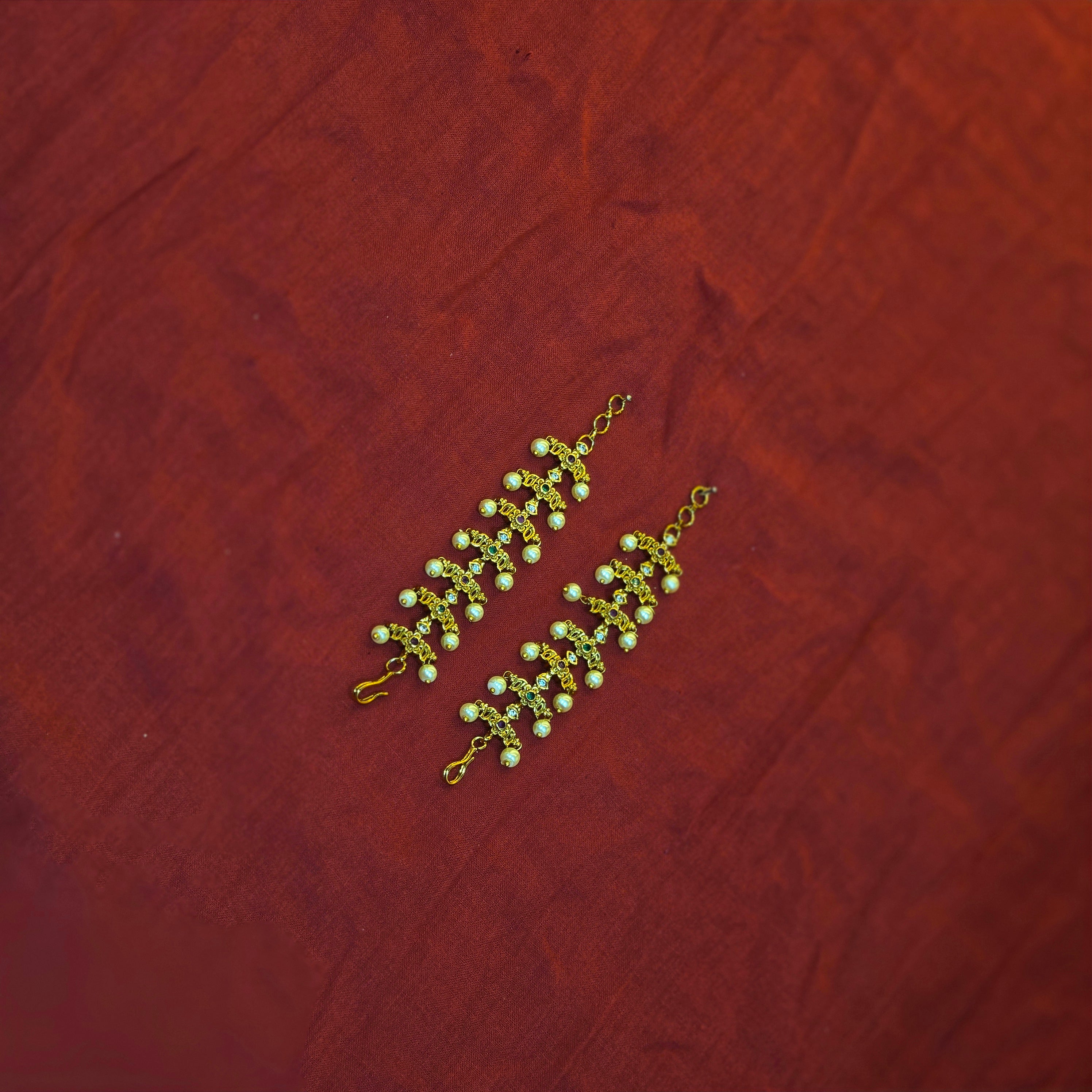 Straight Earchains / Mattal with Stones
