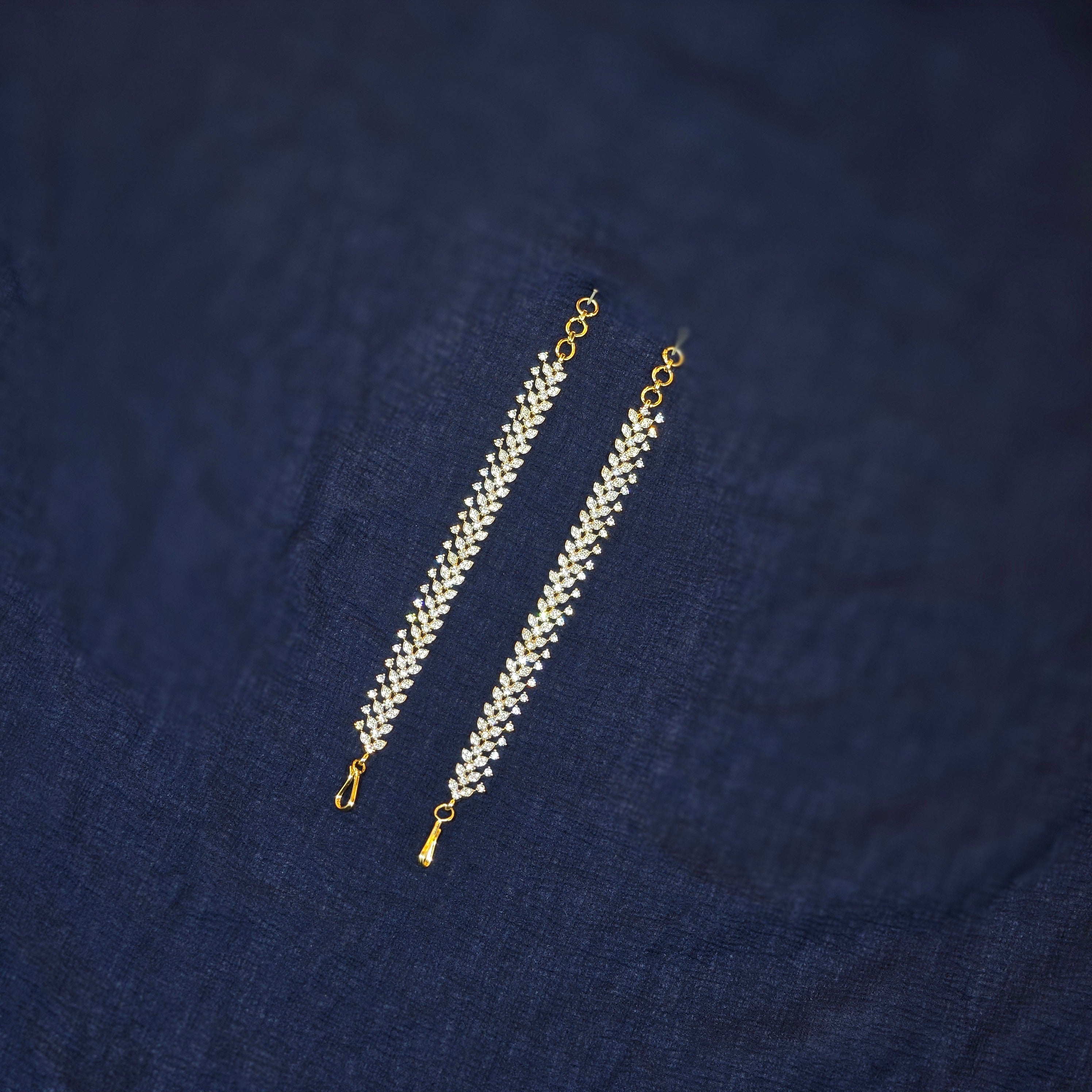 American Diamond Straight Earchains / Mattal