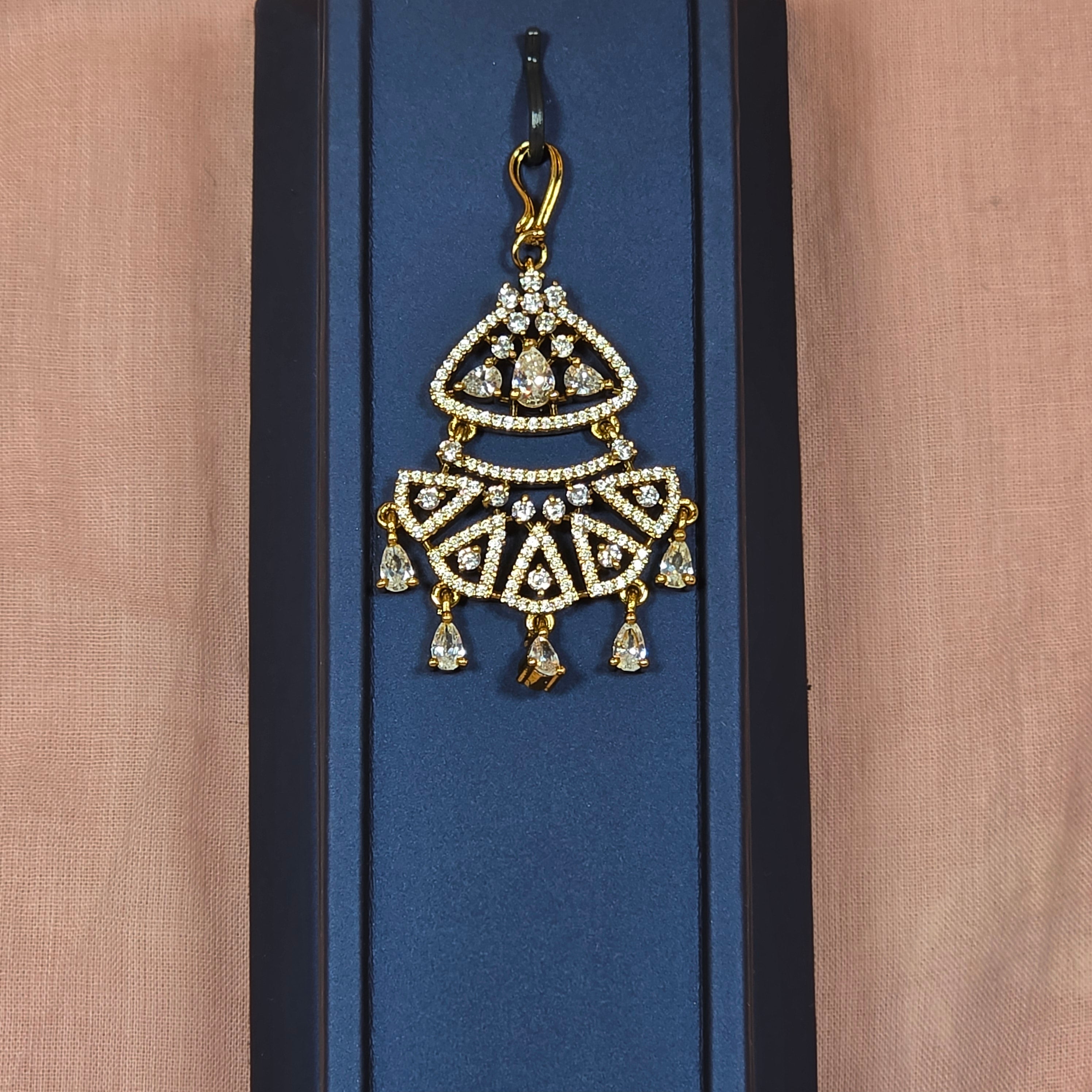 Exquisite Triangle White Stone Maangtikka