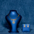 Exquisite Kemp Stones Choker Necklace