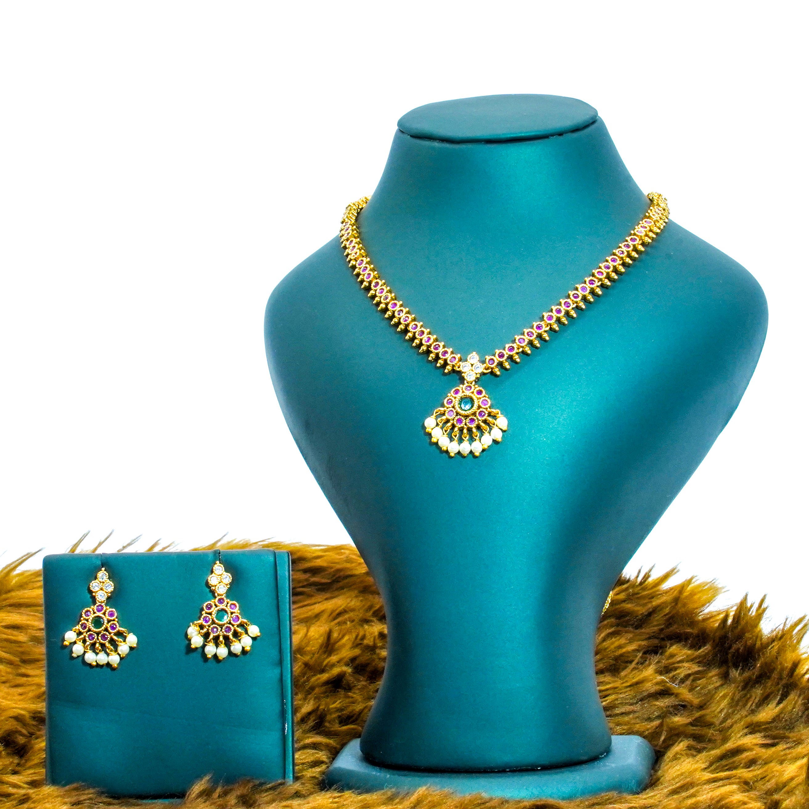 Kemp Floral Pendant Short Necklace
