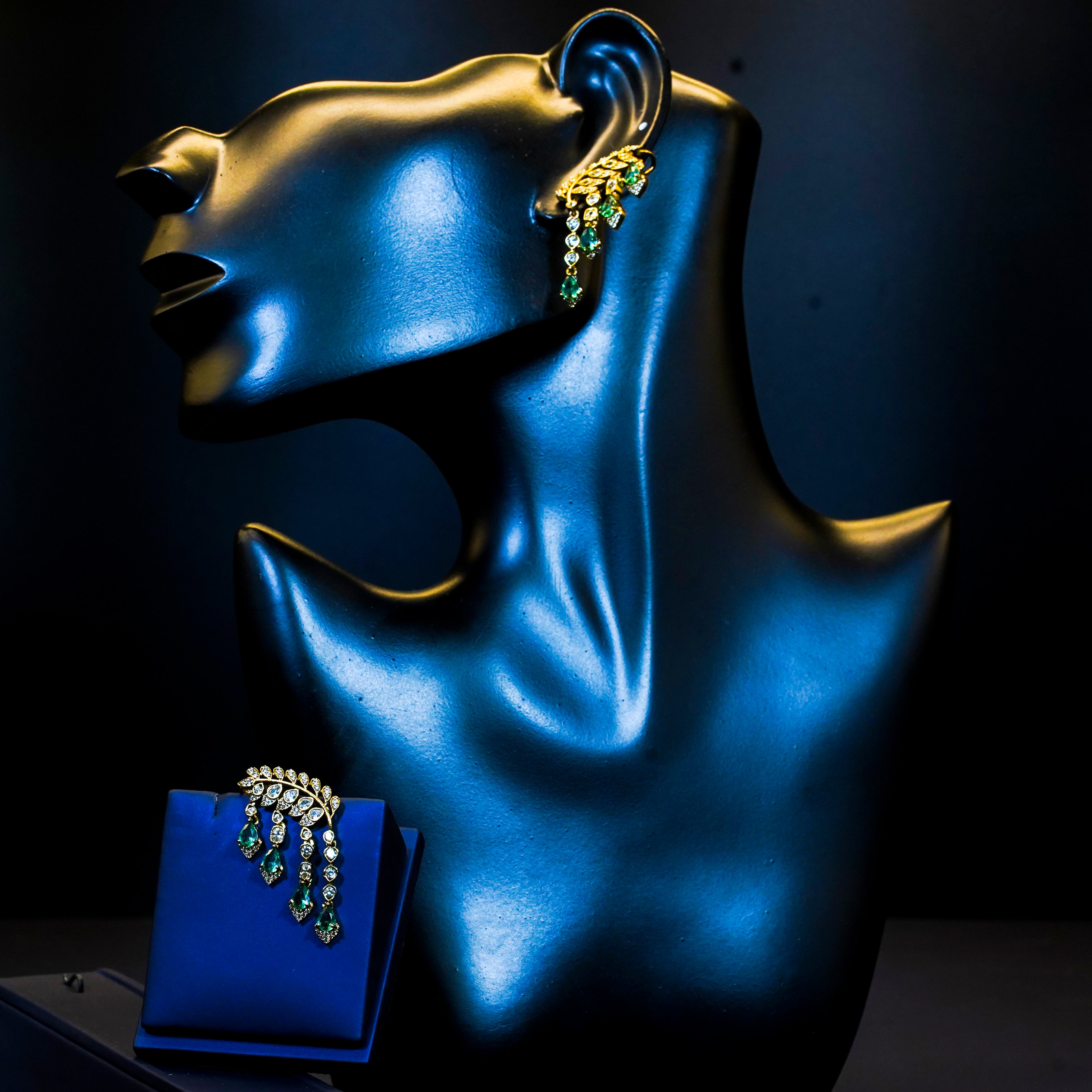 Radiant AD Stones Earcuff