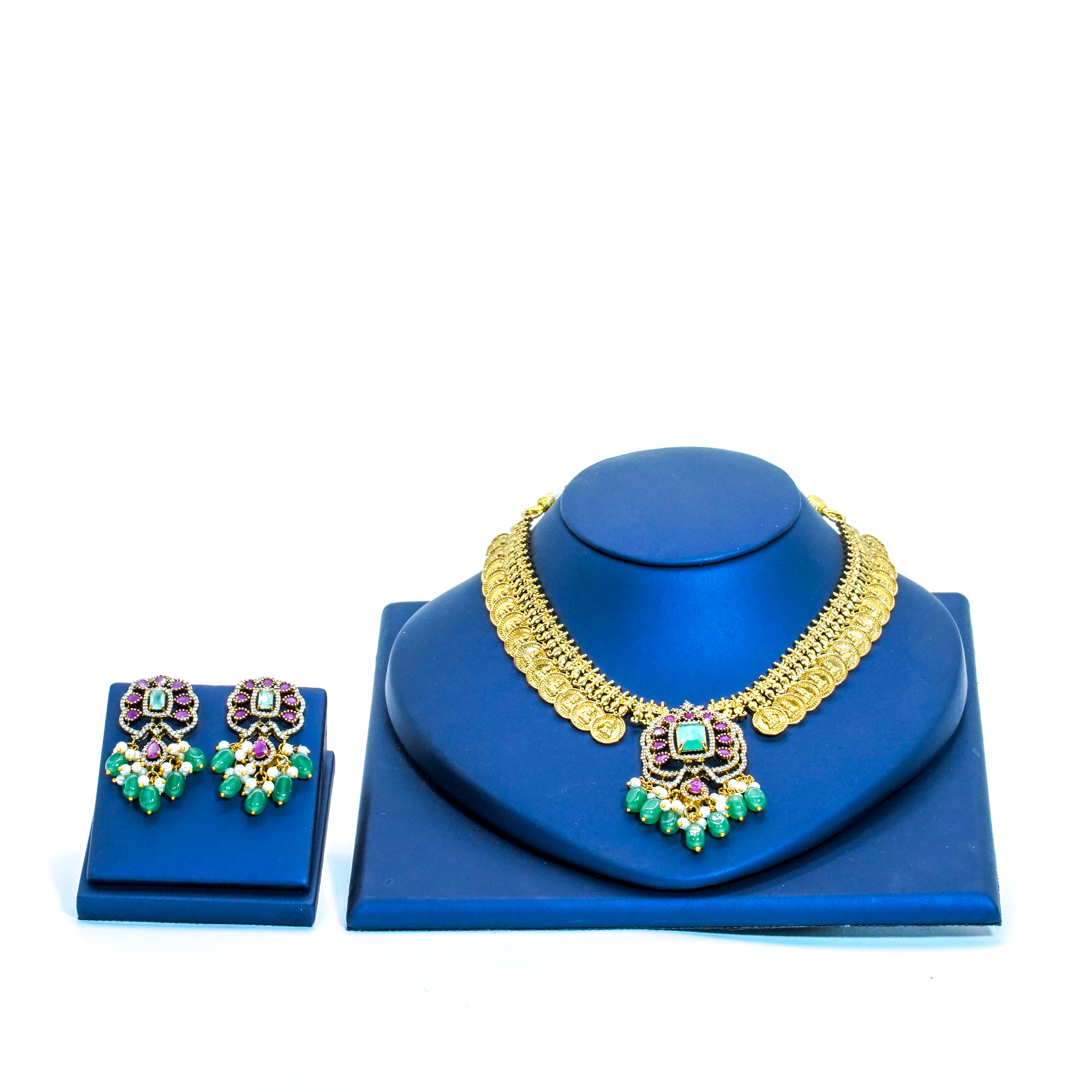 Victoria Pendant Lakshmi Coin Short Necklace