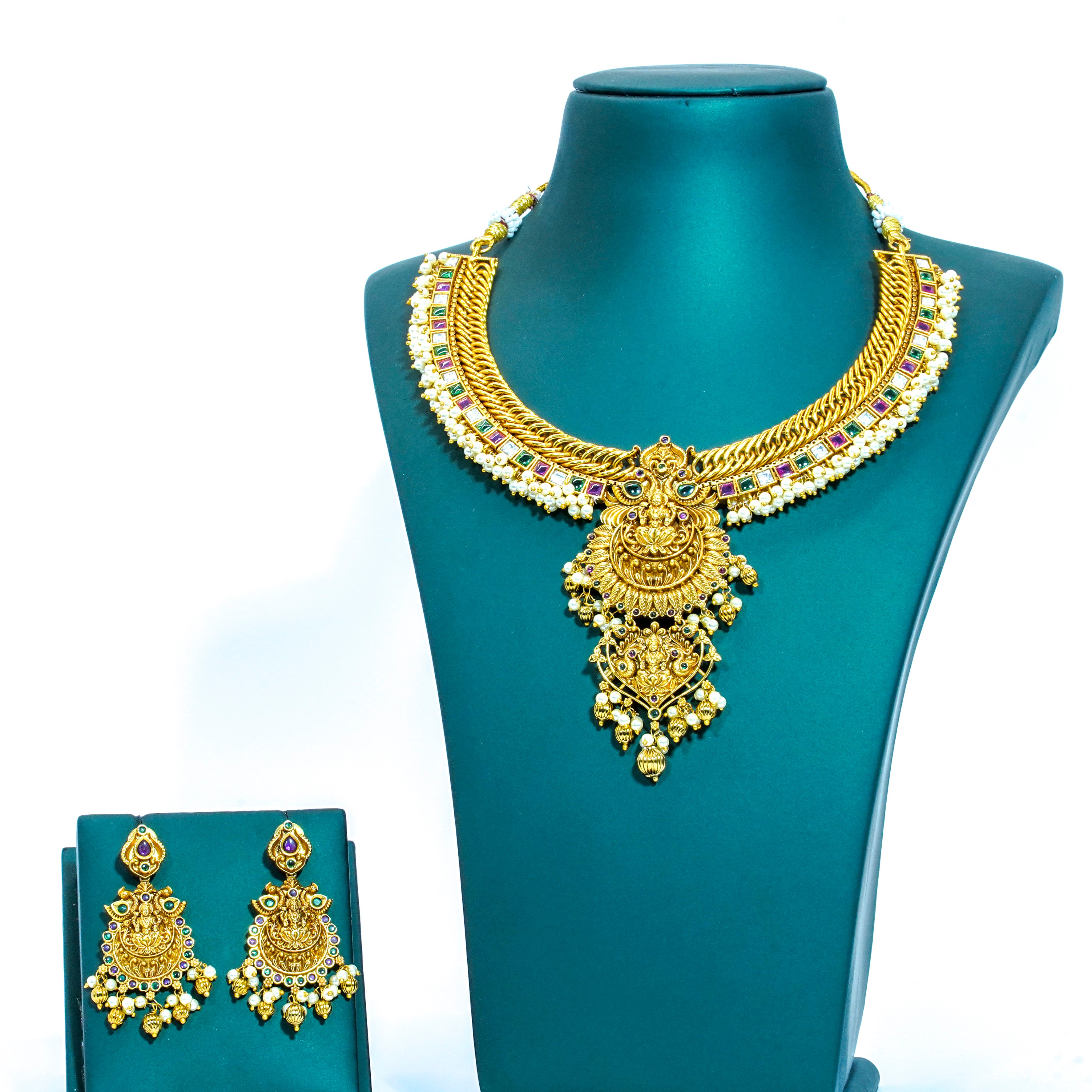 Elegant Jalebi Design Lakshmi Pendant Short Necklace