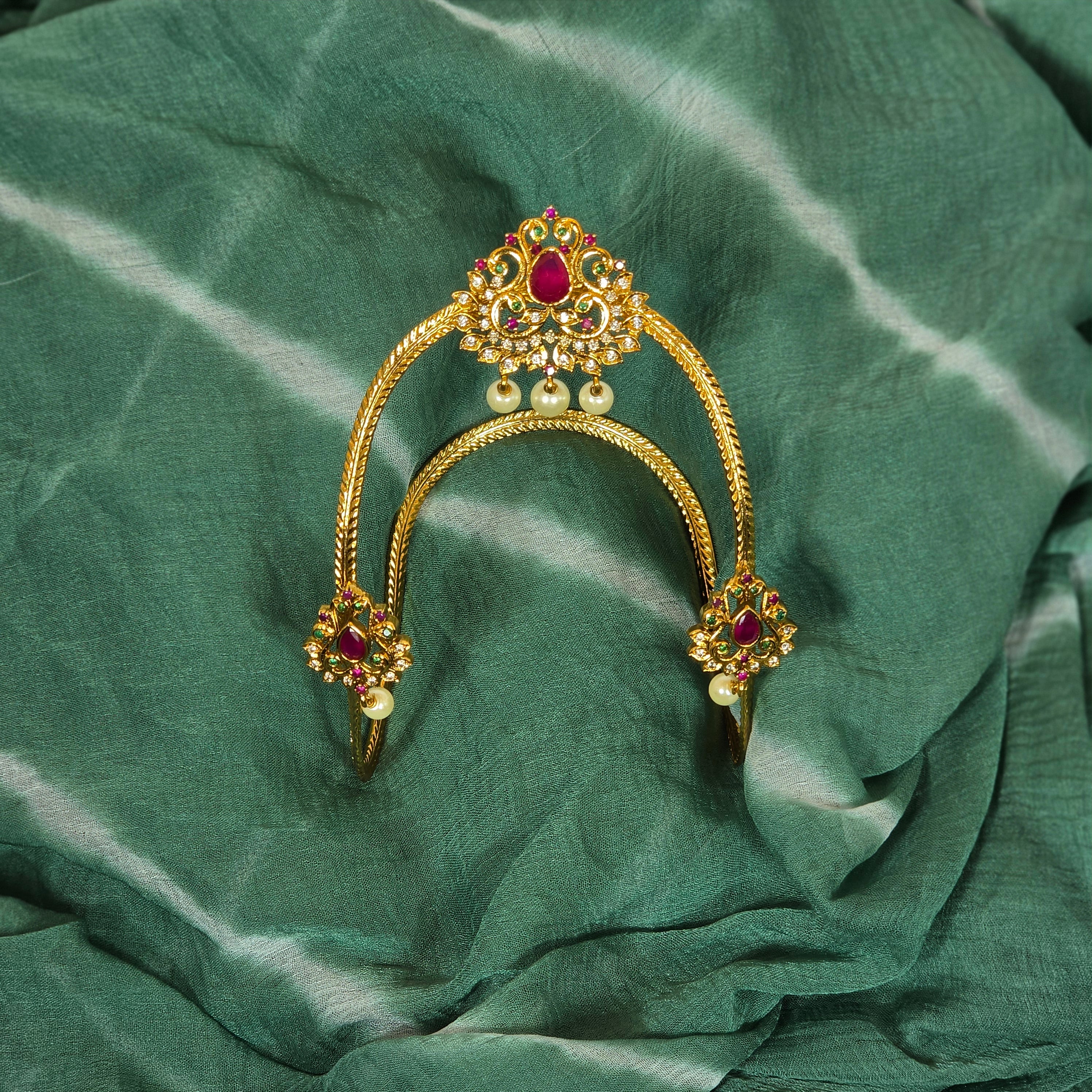 Elegant Peacock Design Vanki / Armlet with Pearls