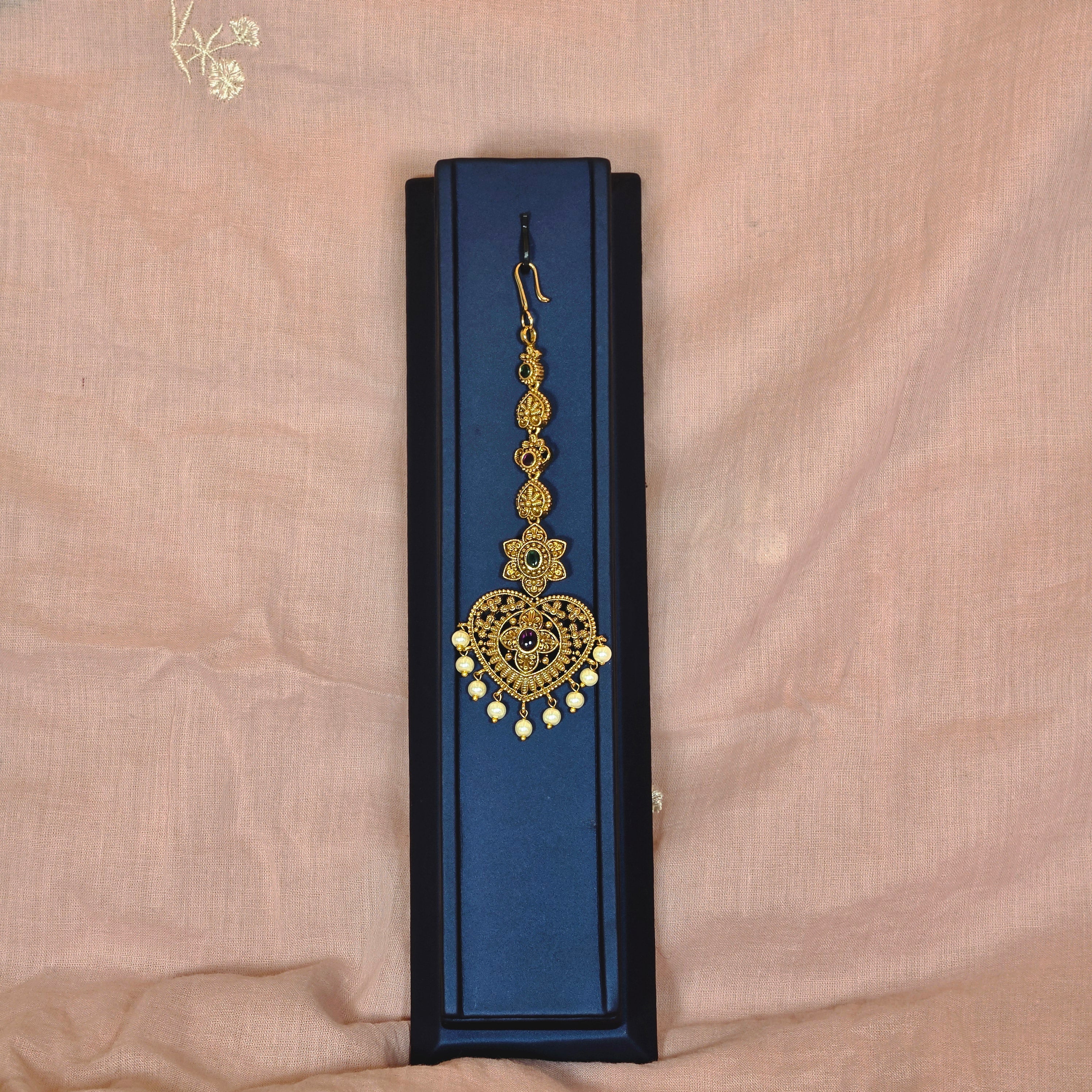 Gold Alike Floral Maangtikka