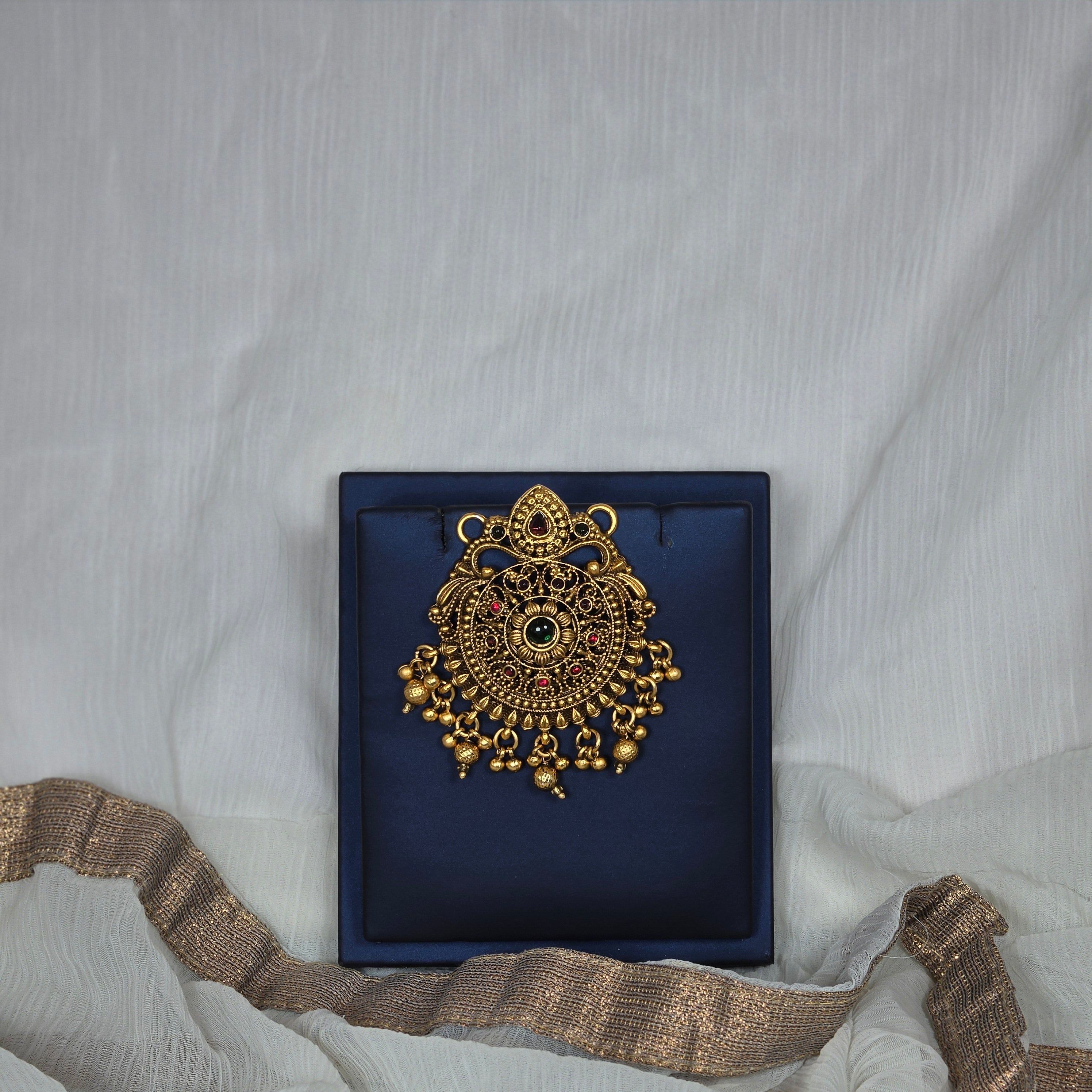Floral Design Gold Alike Hair Pin