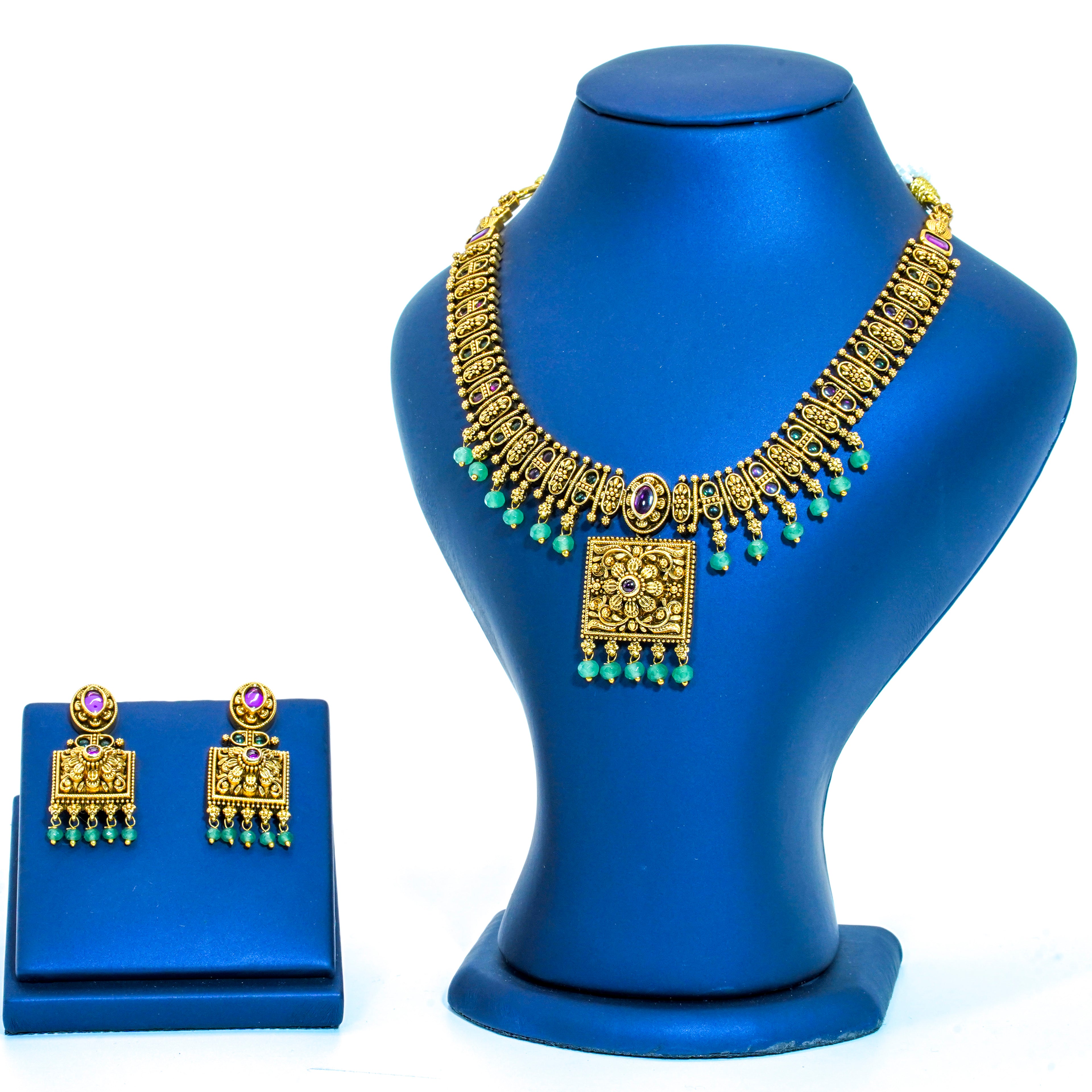 Gold Alike Floral Design Short Necklace with Mintgreen Beads
