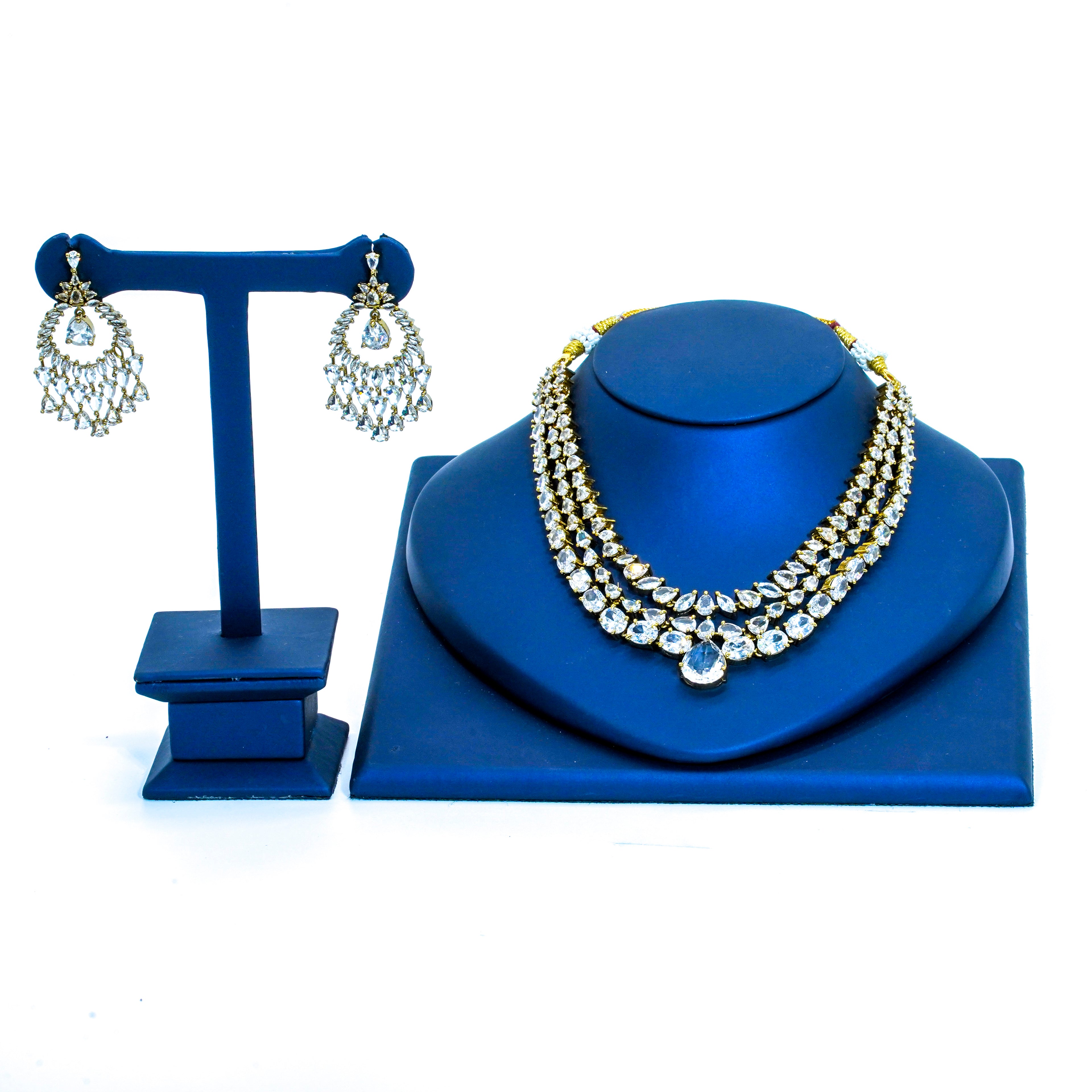 Moissanite Oval Design Stones Short Necklace