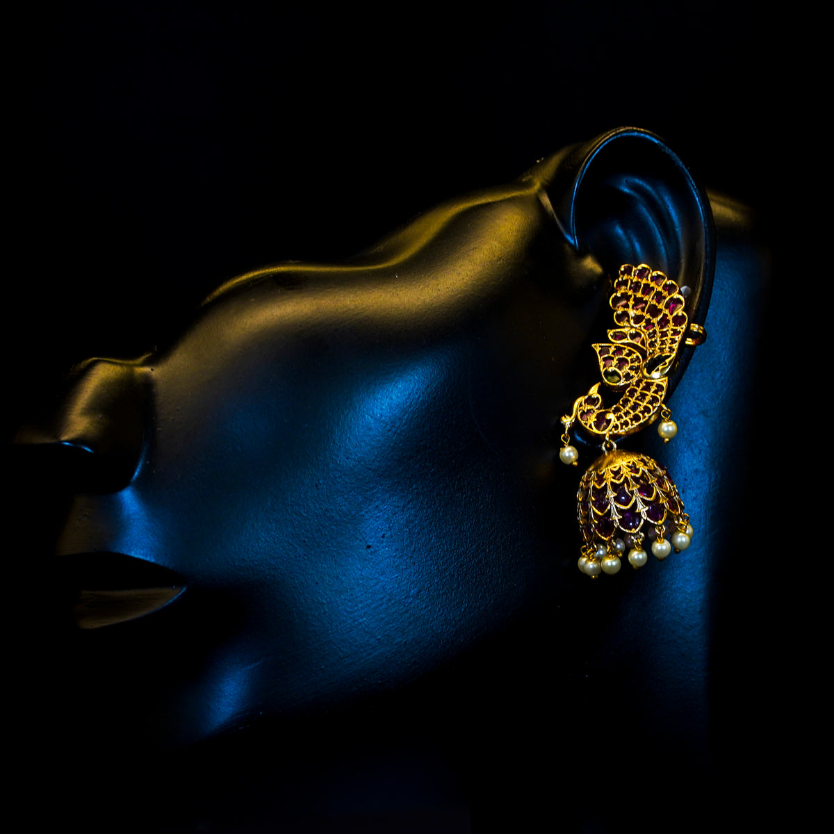 Ear cuff, set with kemp, peacock motif. Ahankaraka AKEC11.