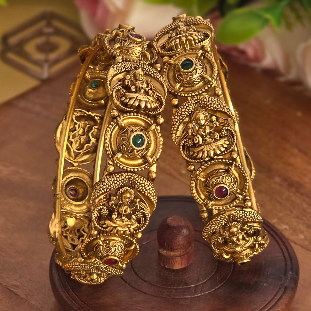 Bangles, Lakshmi motif. Ahankaraka AKBA93.
