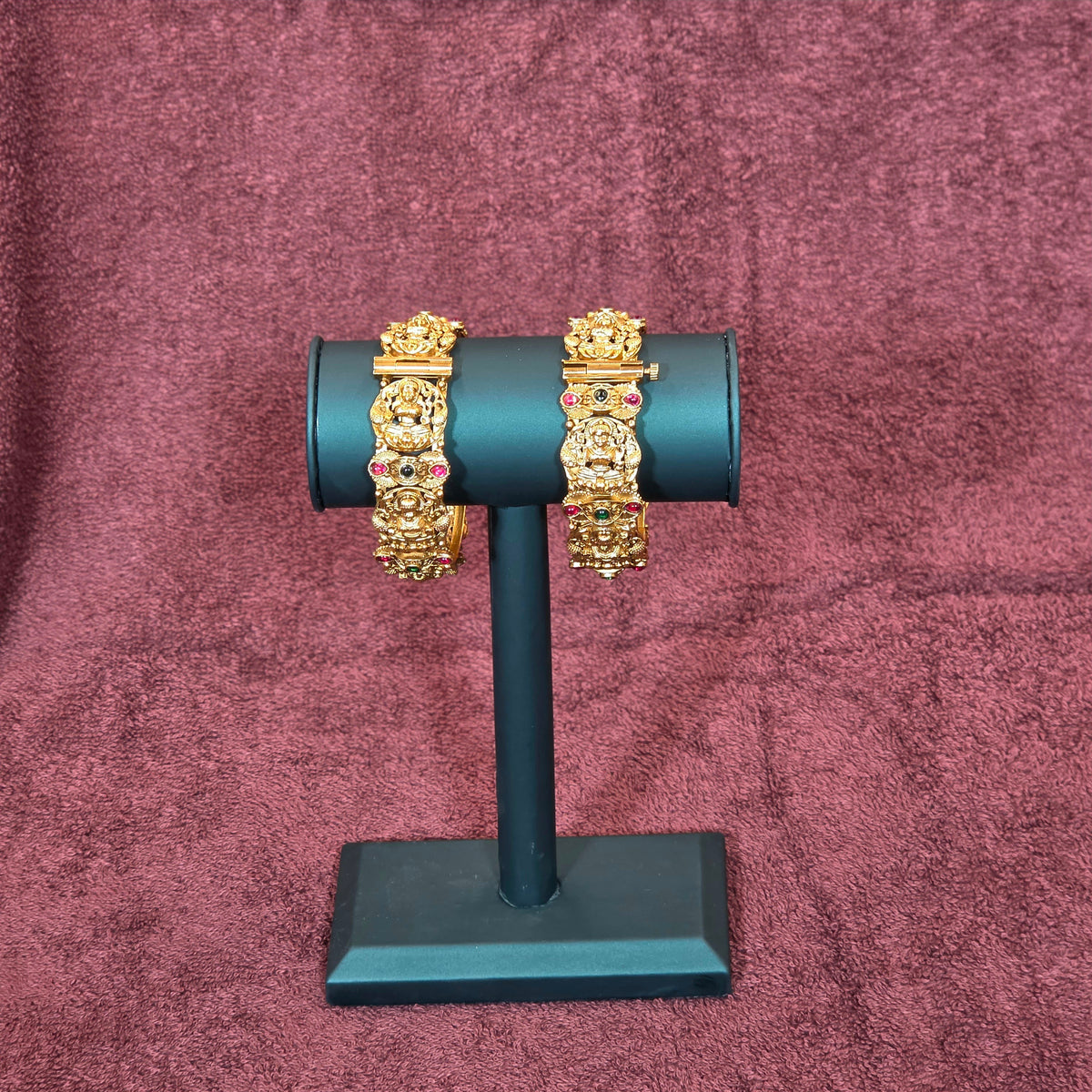 Bangles, Lakshmi and peacock motifs. Ahankaraka AKBA124.