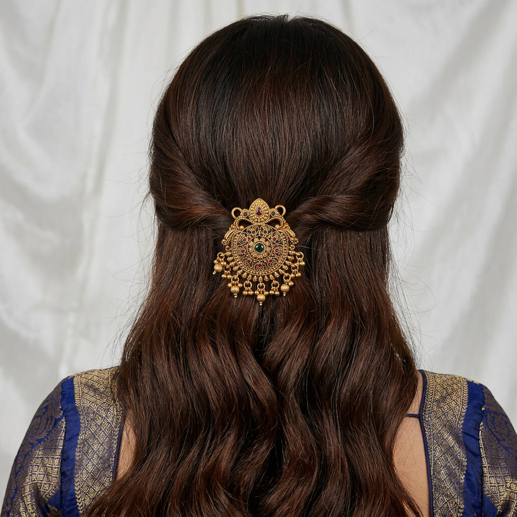 Hair pin, floral motif. Ahankaraka AKHP13.