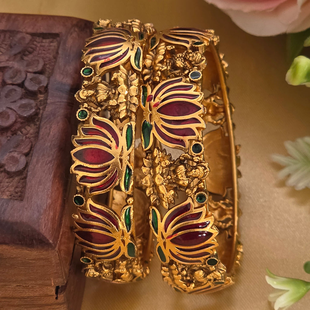 Bangles, Lakshmi and lotus motifs. Ahankaraka AKBA98.