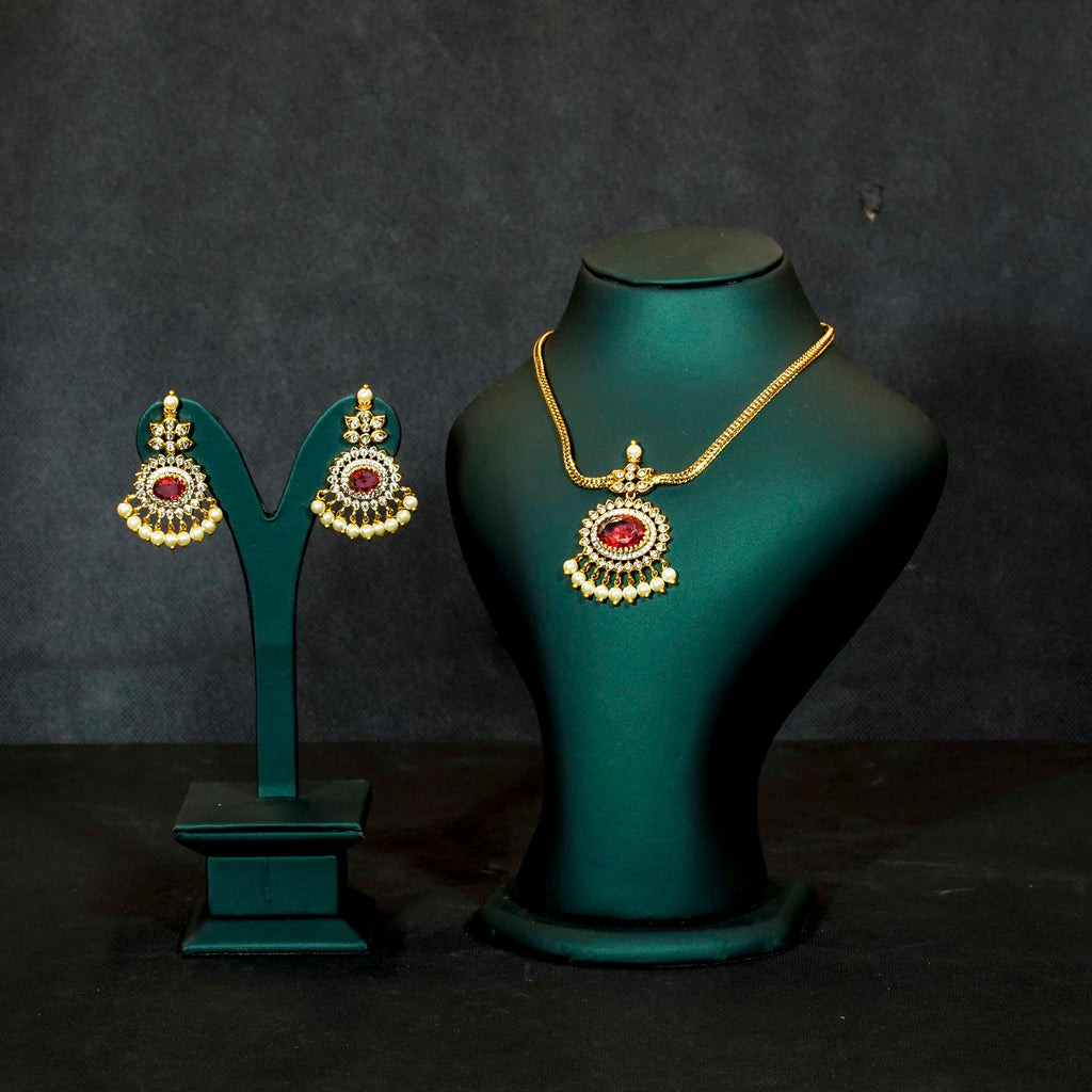 Choker necklace, set with ruby. Ahankaraka AKCK08.