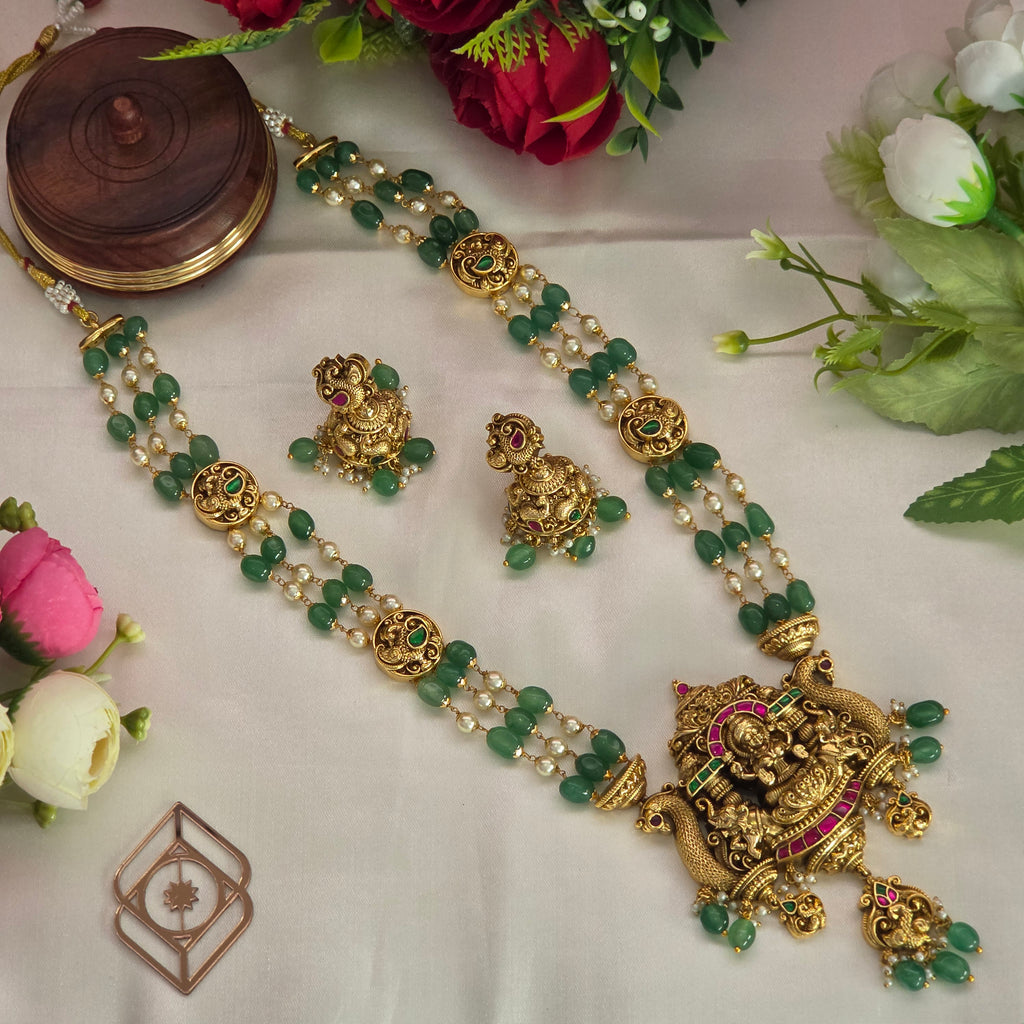 Long necklace, set with jadau and green beads, Lakshmi and elephant motifs. Ahankaraka AKLN15.