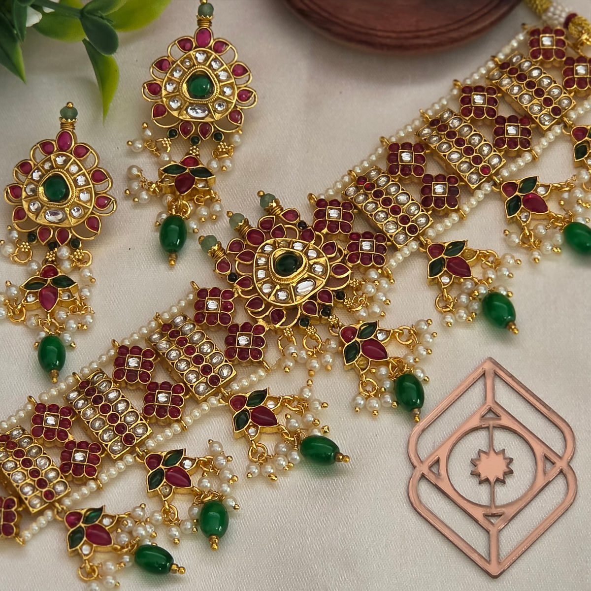 Choker necklace, set with kemp and green beads, floral motif. Ahankaraka AKCK20.