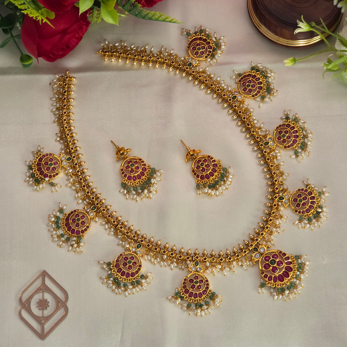 Long necklace, set with kemp, floral and moon motifs. Guttapusalu. Ahankaraka AKLN06.