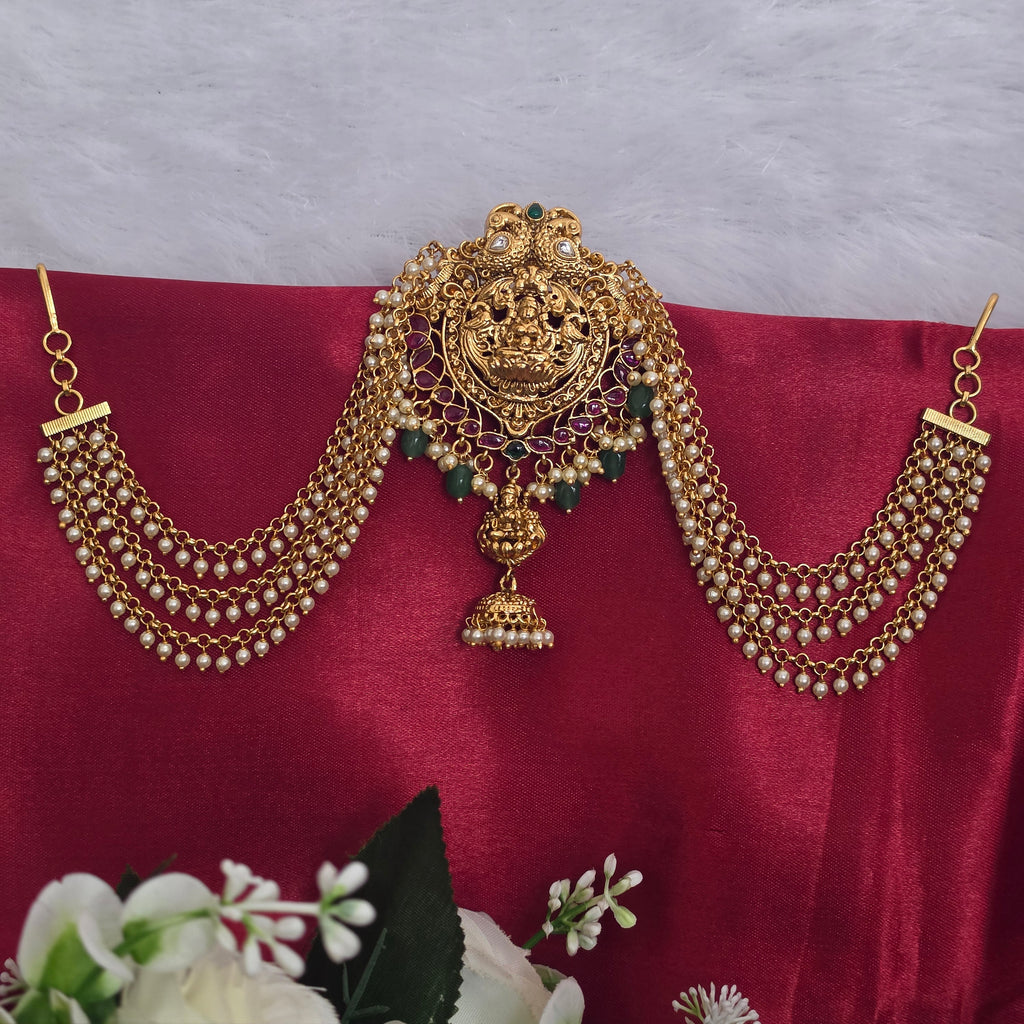 Jadabilla hair ornament, set with pearls, Lakshmi motif. Ahankaraka AKJB02.