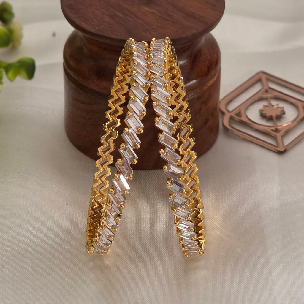 Bangles. rectangular stones. Ahankaraka AKBA21.