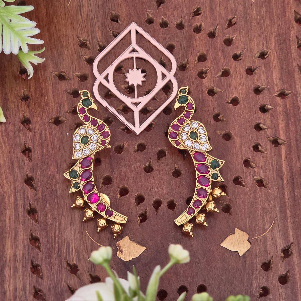 Ear cuff, set with kemp, peacock motif. Ahankaraka AKEC09.