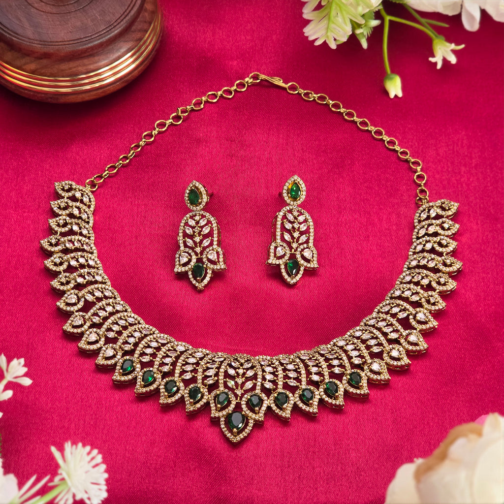 Choker necklace, set with American diamond stones and emerald-toned stones. Ahankaraka AKCK04.